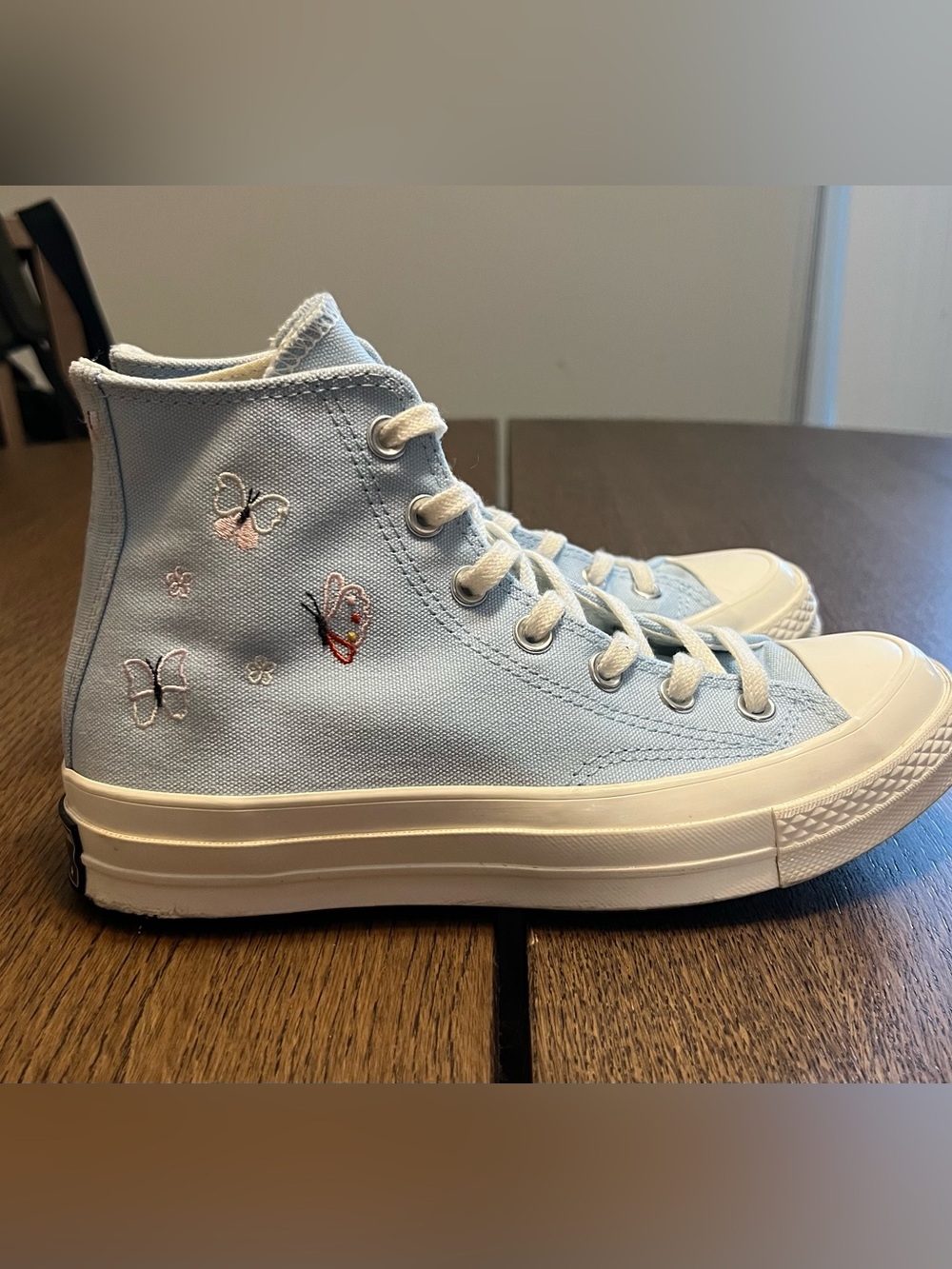 Converse Chuck 70 High Butterfly Wings Womens Size 7 Blue Embroidered